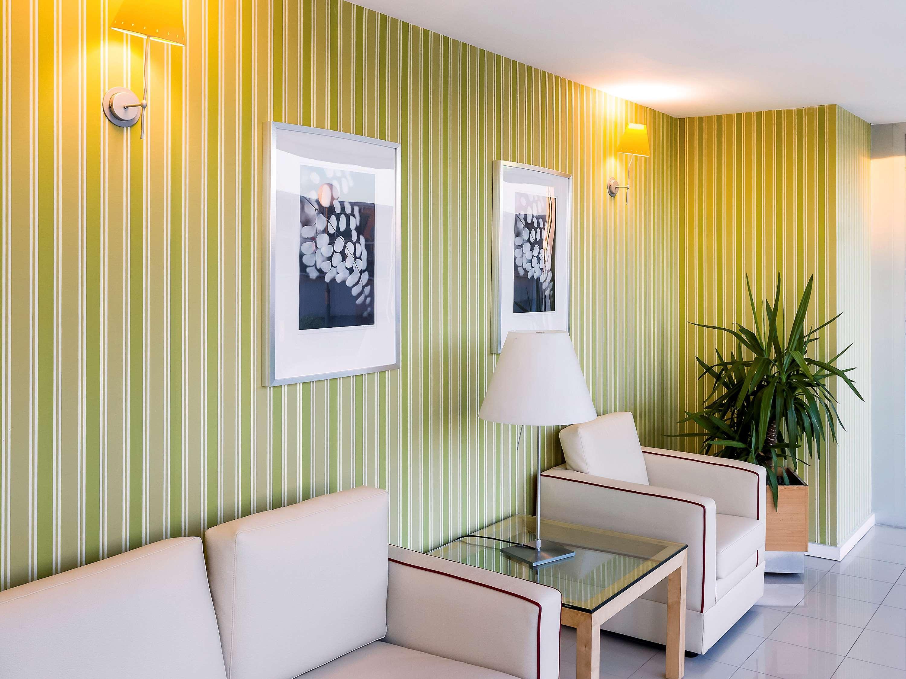 Hotel Ibis Porto Sao Joao Buitenkant foto