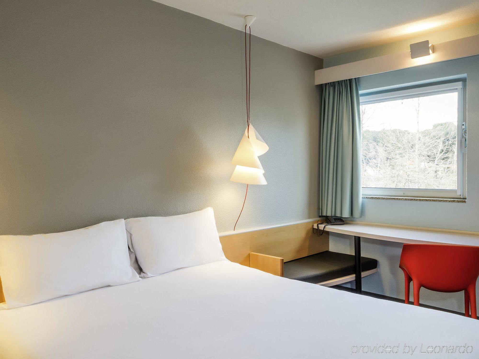 Hotel Ibis Porto Sao Joao Buitenkant foto